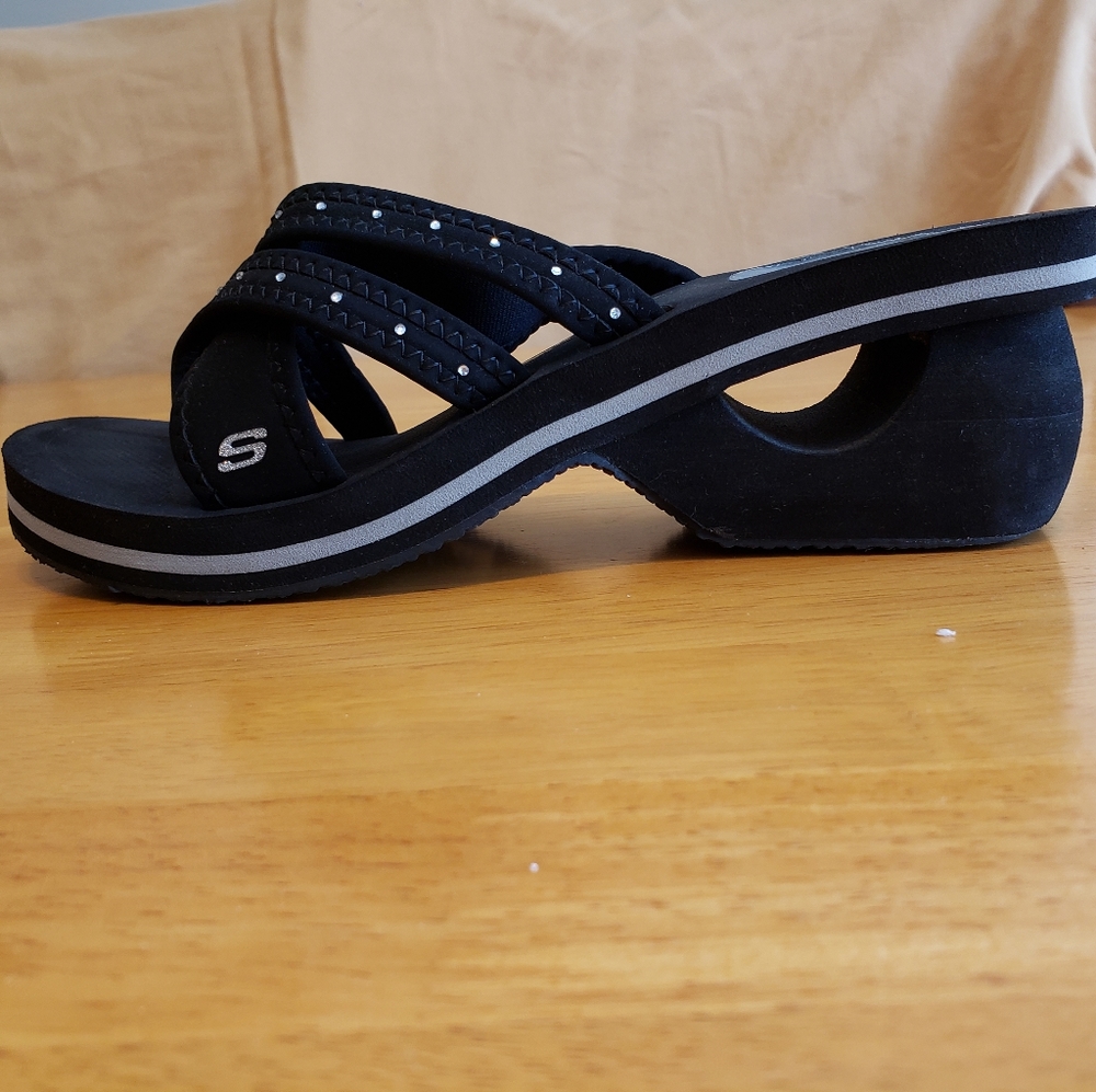 Sandals - Picture 3 of 5